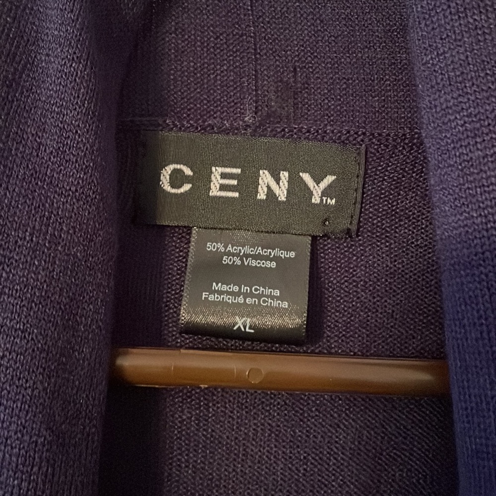 Ceny Sweater - Picture 2 of 5